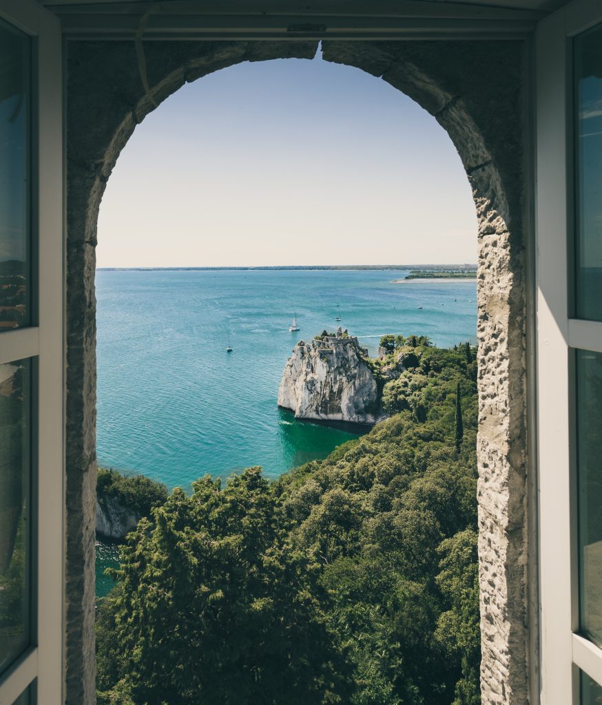 Northern Italy Itinerary: 7, 10 and 14 Days by Train and Car